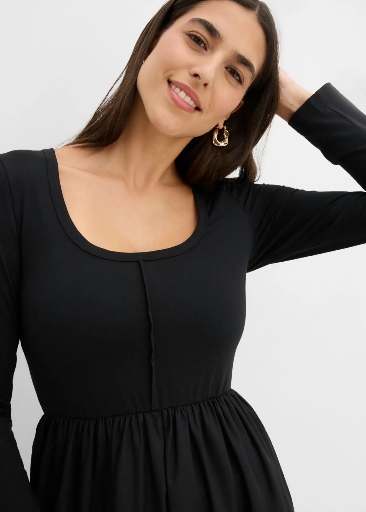 bonprix bonprix Vestido midi Negro Outlet