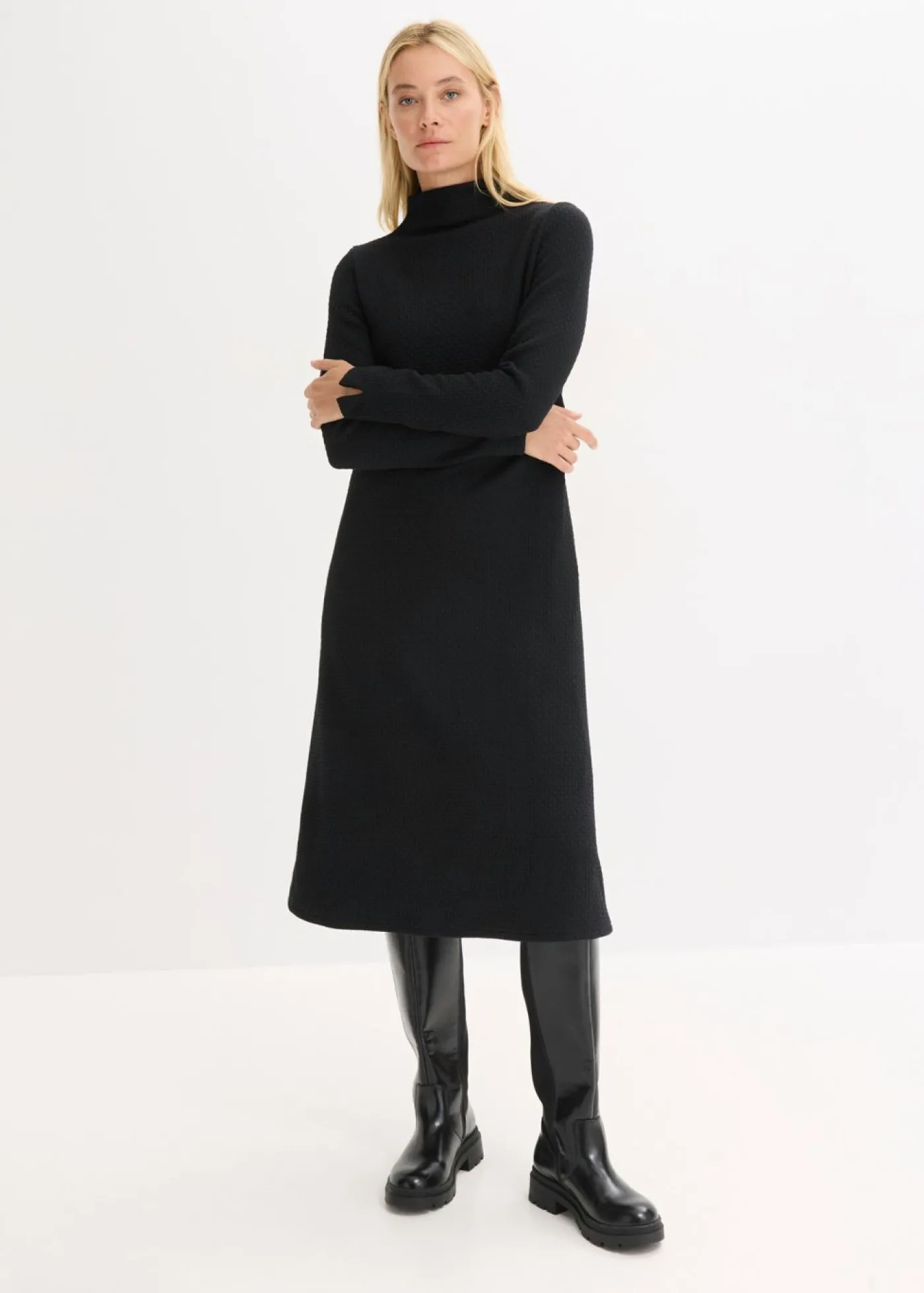 bonprix bonprix Vestido midi acampanado Negro Hot
