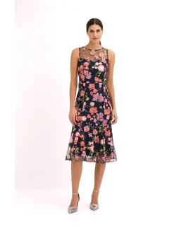 bonprix bonprix Vestido midi con bordado floral azul marino con flores Hot