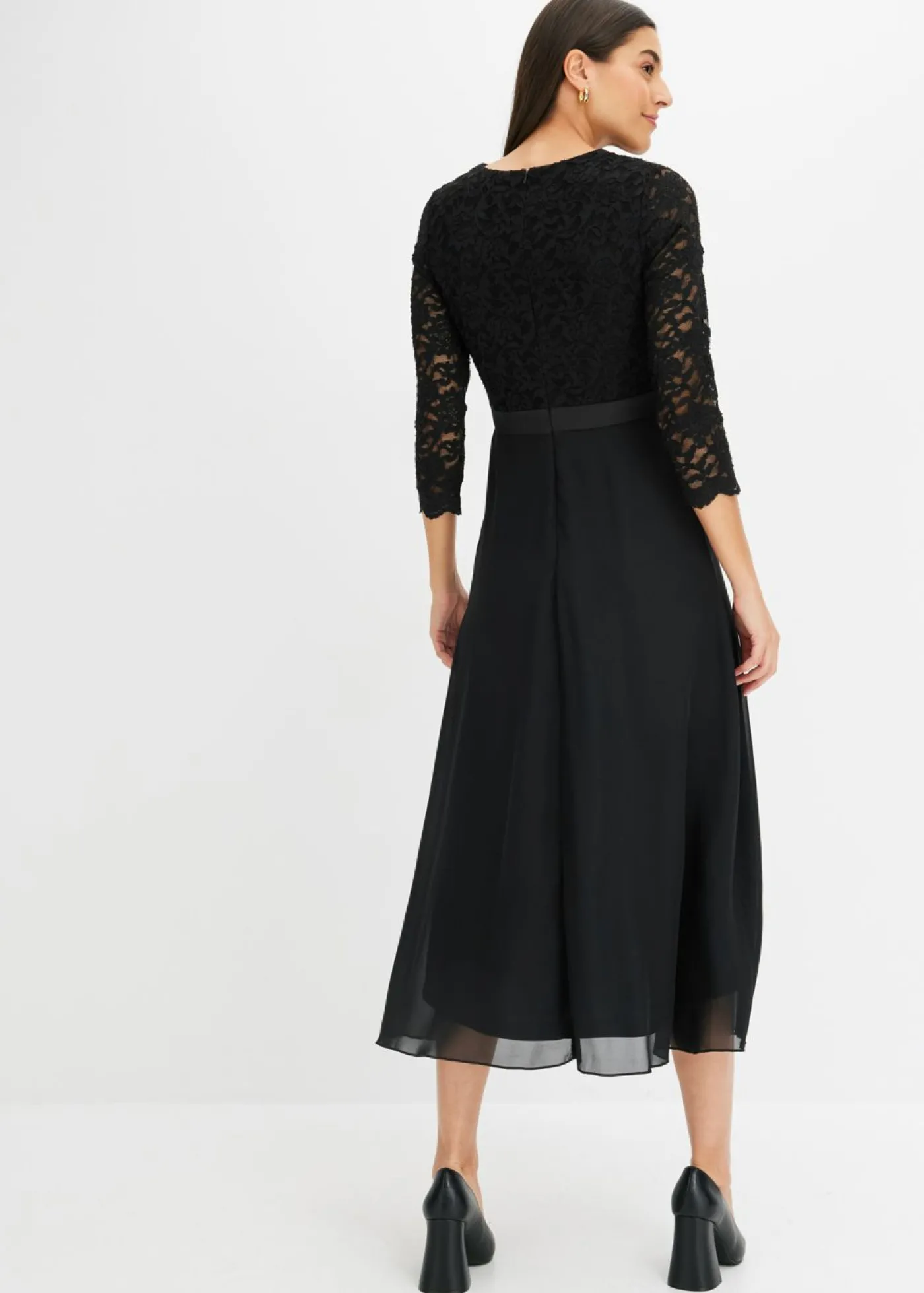 bonprix bonprix Vestido midi de gasa fina con parte superior de encaje Negro Online
