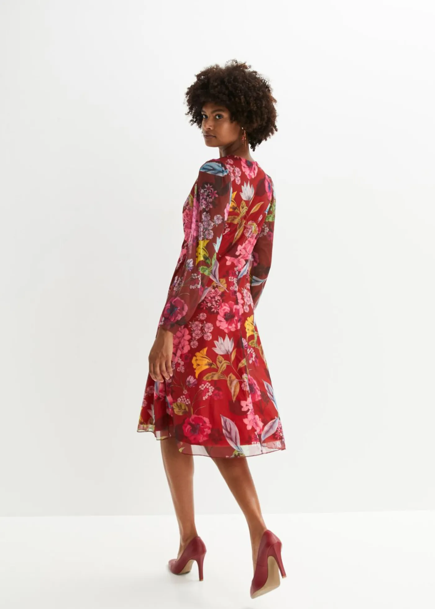 bonprix bonprix Vestido midi de malla ligera burdeos/rosa caliente