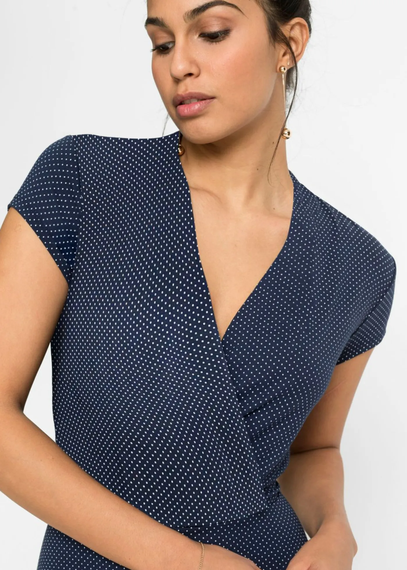 bonprix bonprix Vestido midi de mezcla de viscosa Azul marino-blanco de lunares Discount
