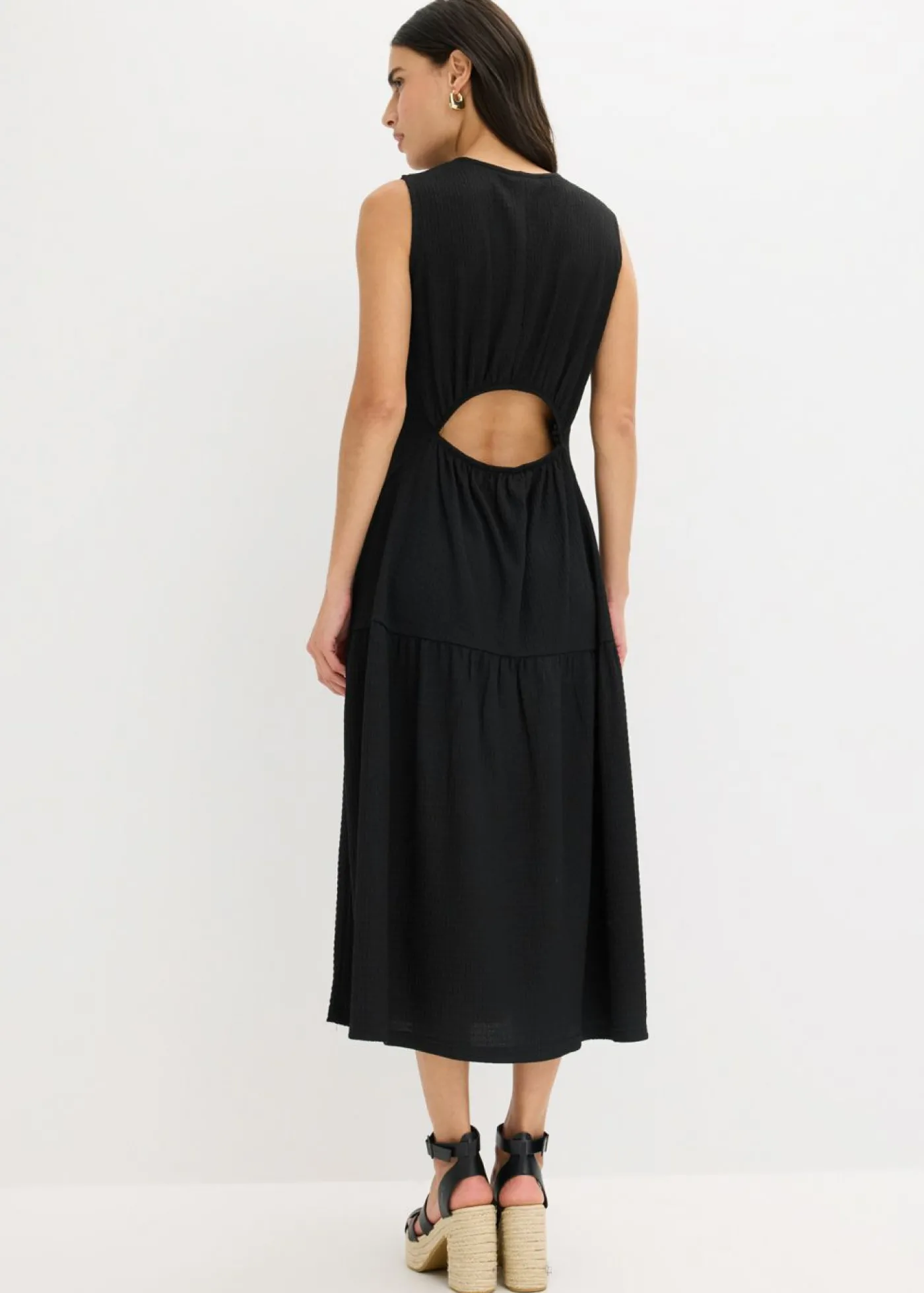 bonprix bonprix Vestido midi de punto estructurado con escote en la espalda Negro Hot