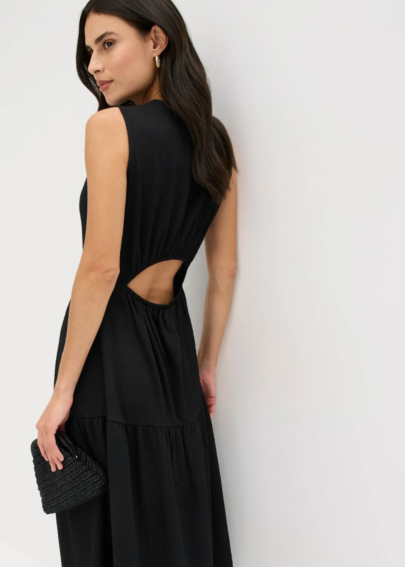 bonprix bonprix Vestido midi de punto estructurado con escote en la espalda Negro Hot