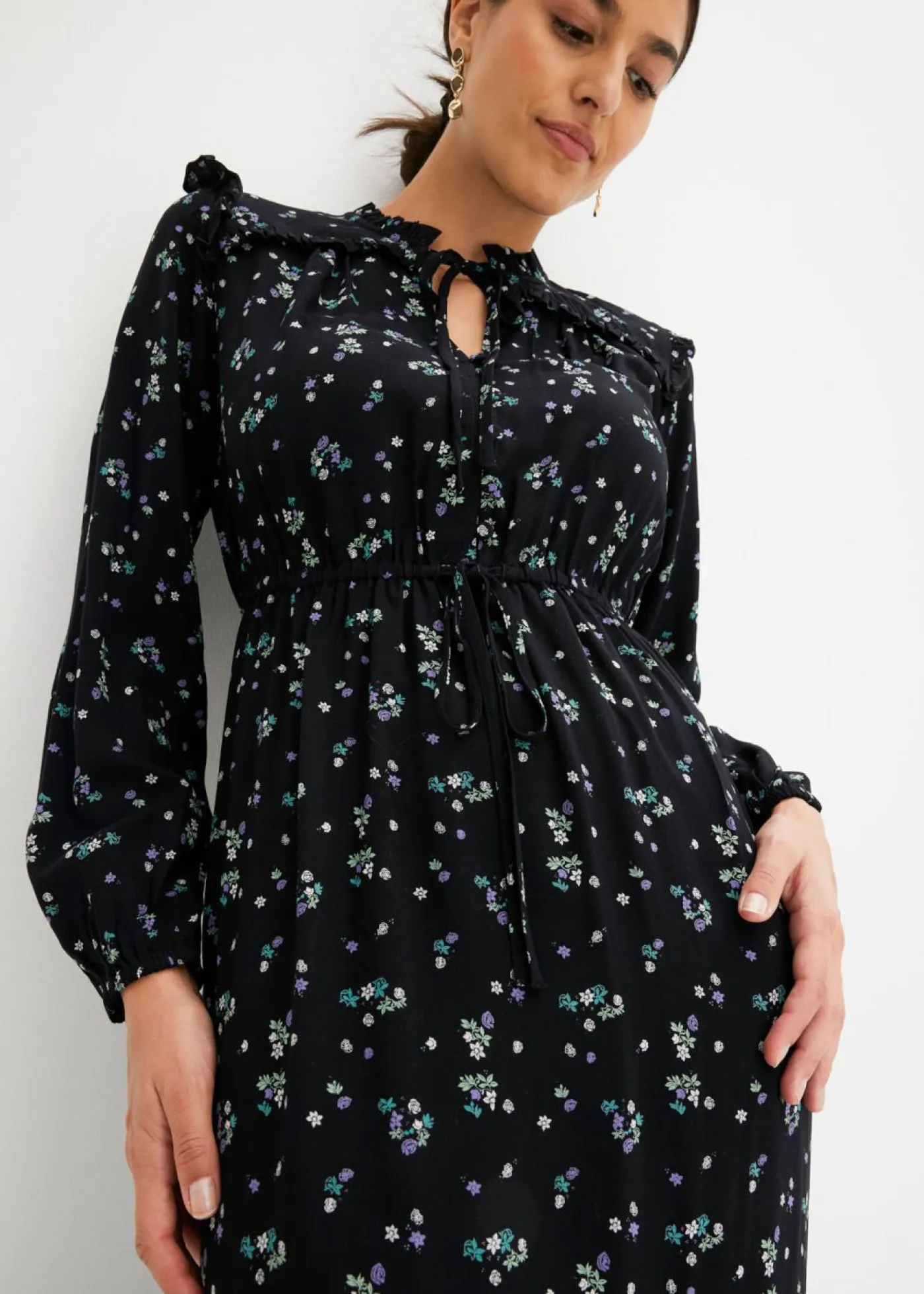 bonprix bonprix Vestido midi de viscosa pura Negro de flores New
