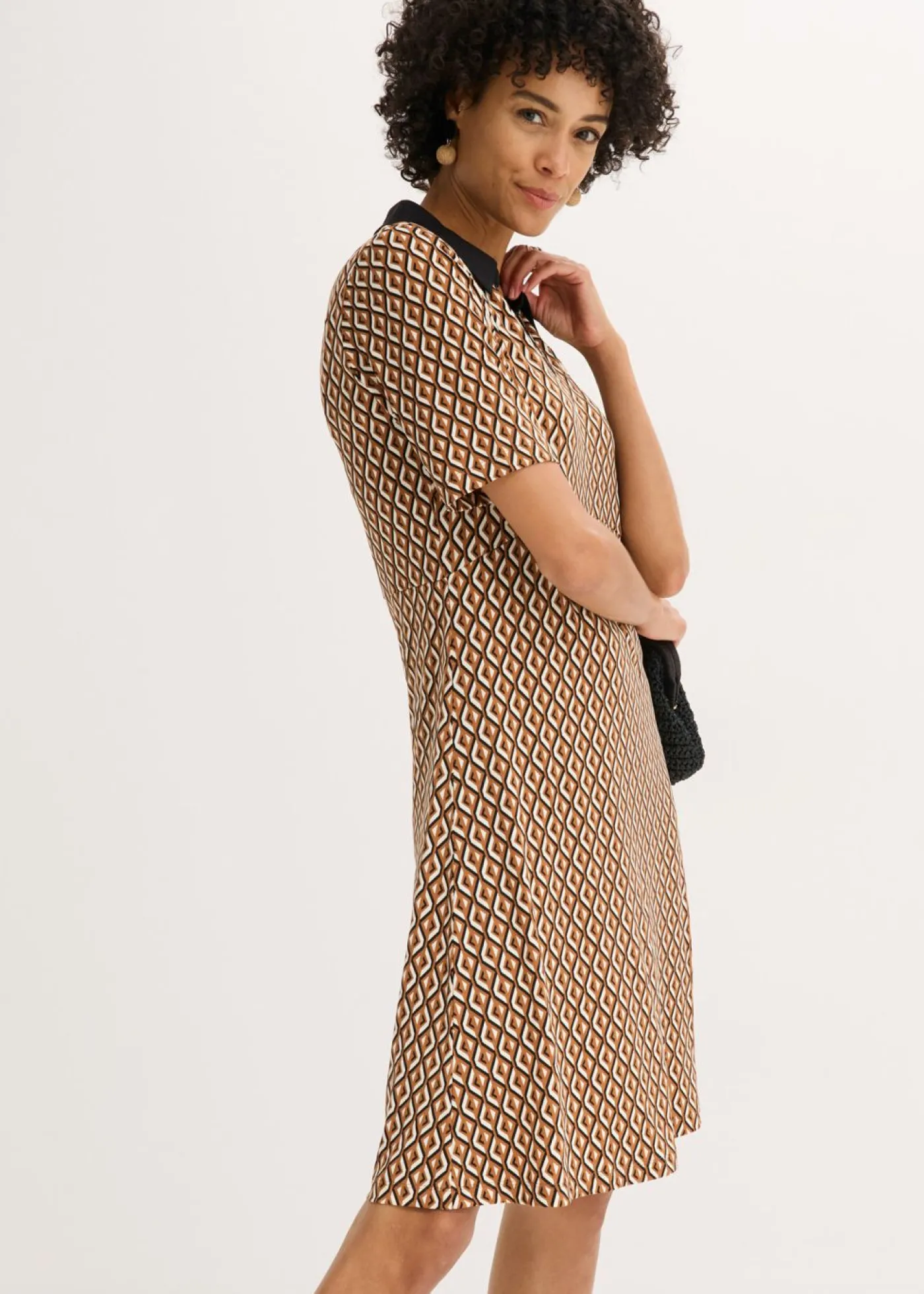bonprix bonprix Vestido midi tipo polo marrón moka /negro Online