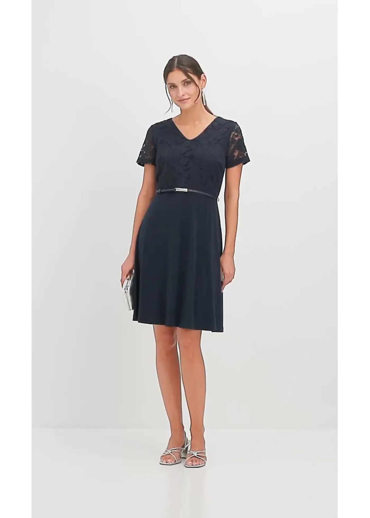 bonprix bonprix Vestido mini con encaje y cinturón Azul marino Sale