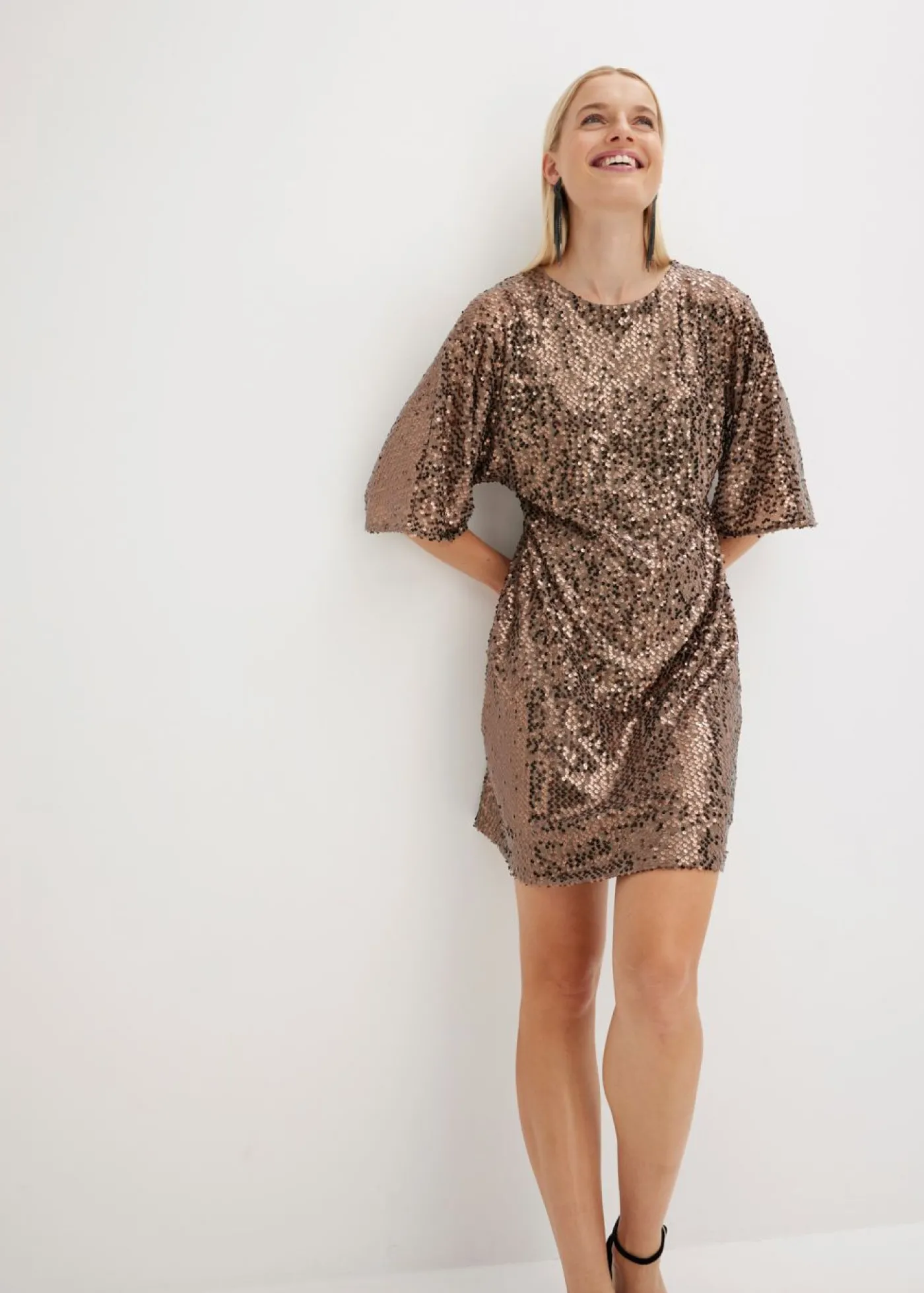 bonprix bonprix Vestido oversize de lentejuelas Marrón turrón Sale
