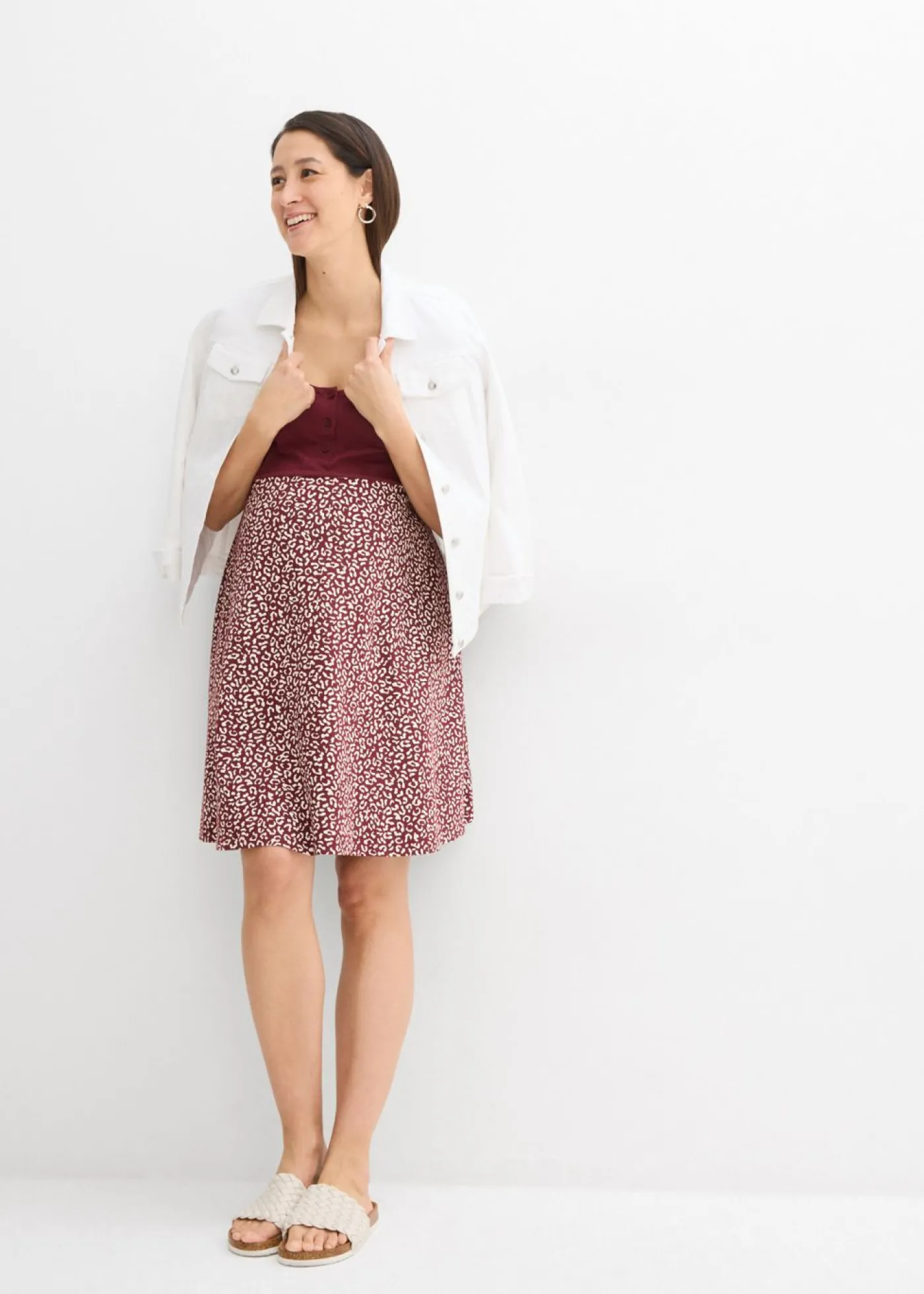 bonprix bonprix Vestido premamá/de lactancia 2 en 1 de algodón orgánico mora oscuro-blanco con flores Sale