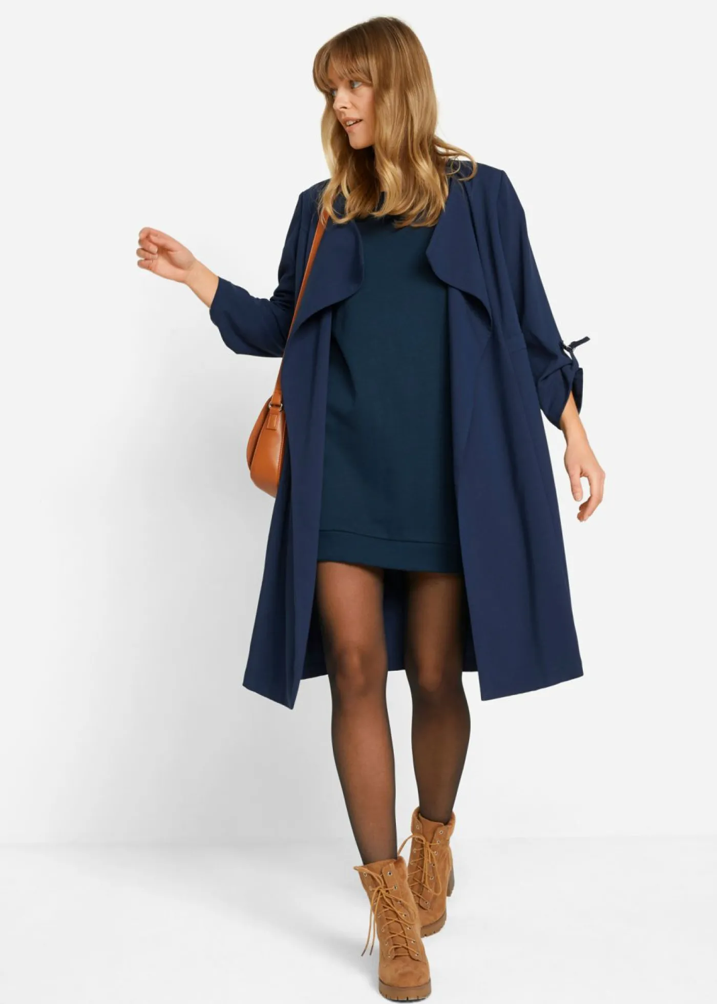 bonprix bonprix Vestido tipo sudadera de felpa suave Azul marino Outlet