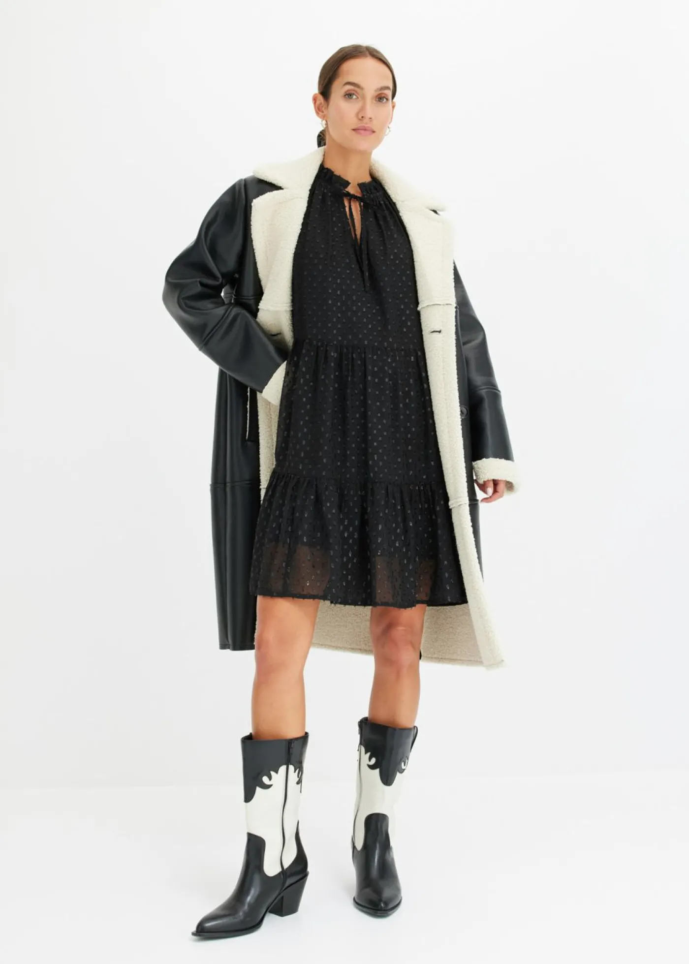 bonprix bonprix Vestido tipo túnica con efecto brillante Negro Outlet