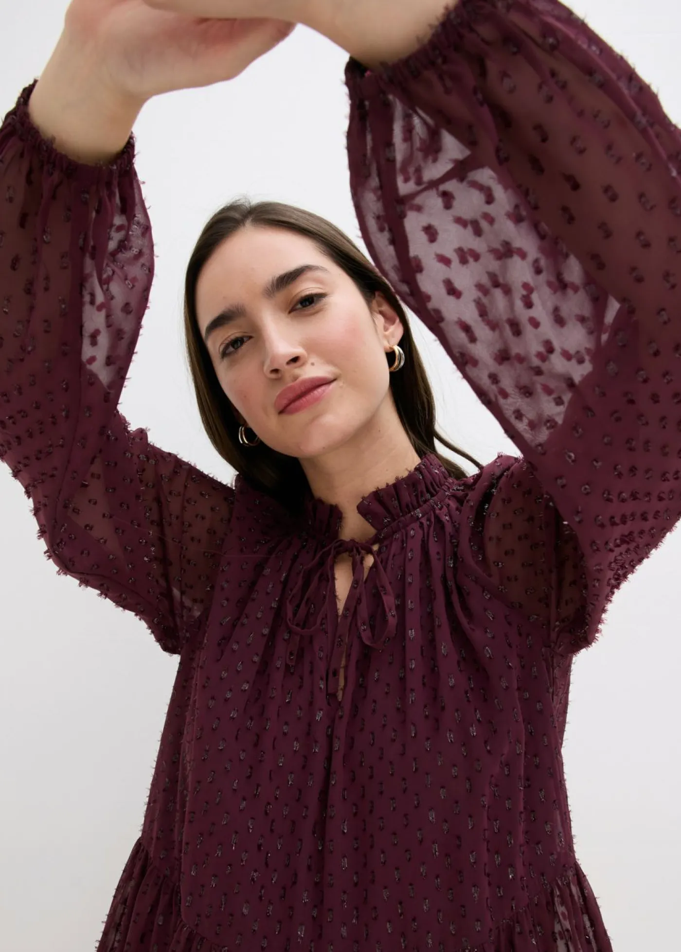 bonprix bonprix Vestido tipo túnica con efecto brillante rojo burdeos Hot