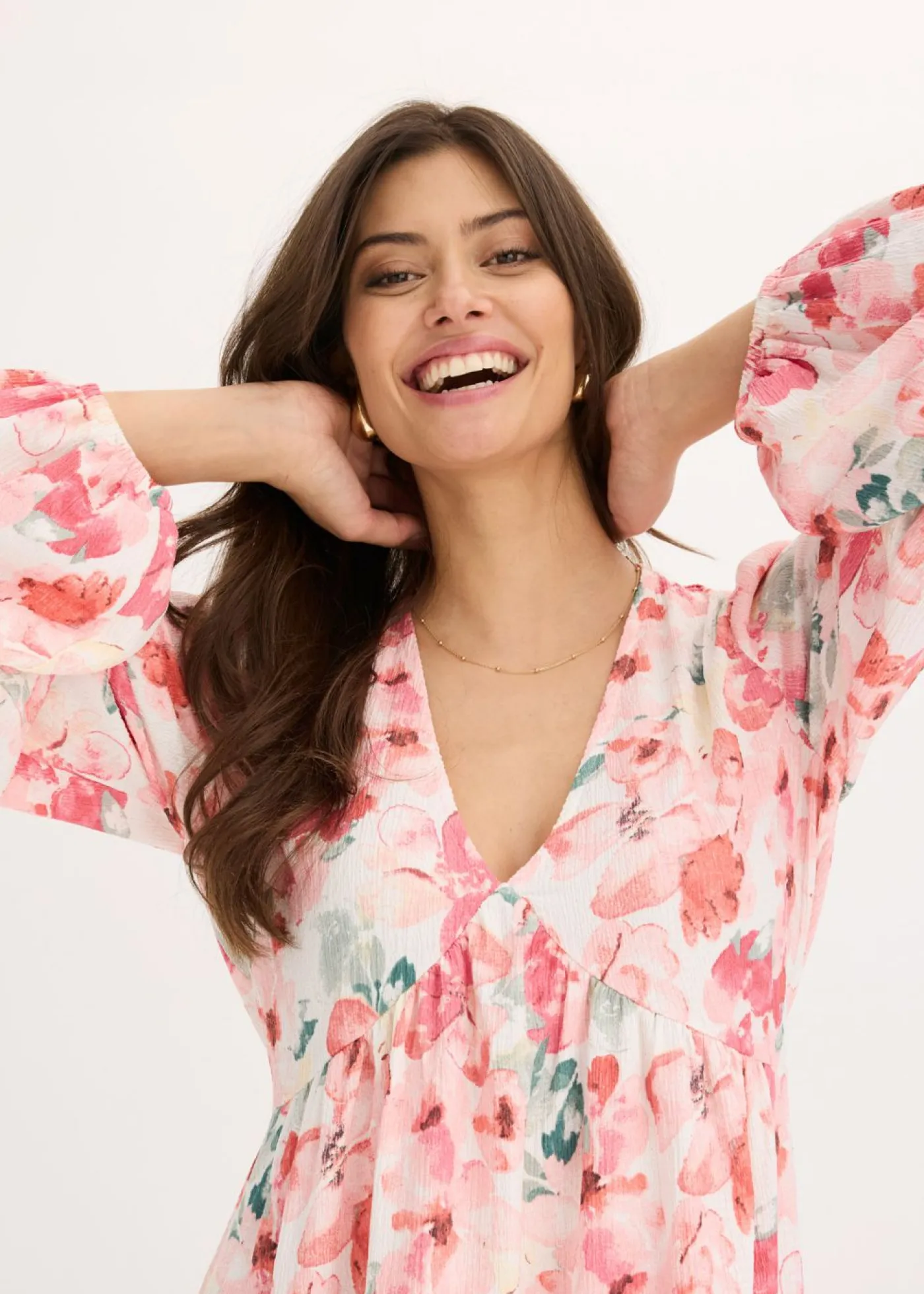 bonprix bonprix Vestido tipo túnica con falda acampanada crema-rosa pálido con flores Outlet