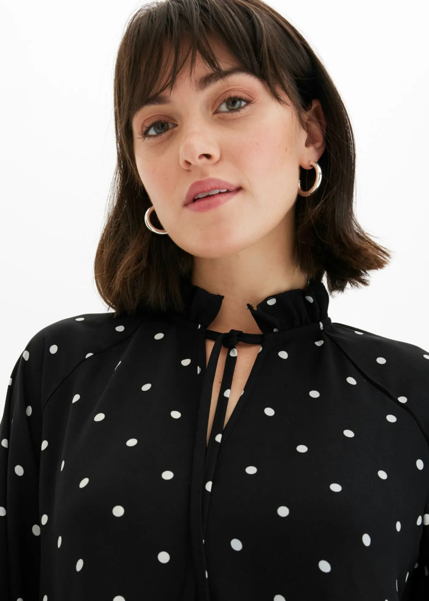 bonprix bonprix Vestido tipo túnica con lazo negro - blanco topos Outlet