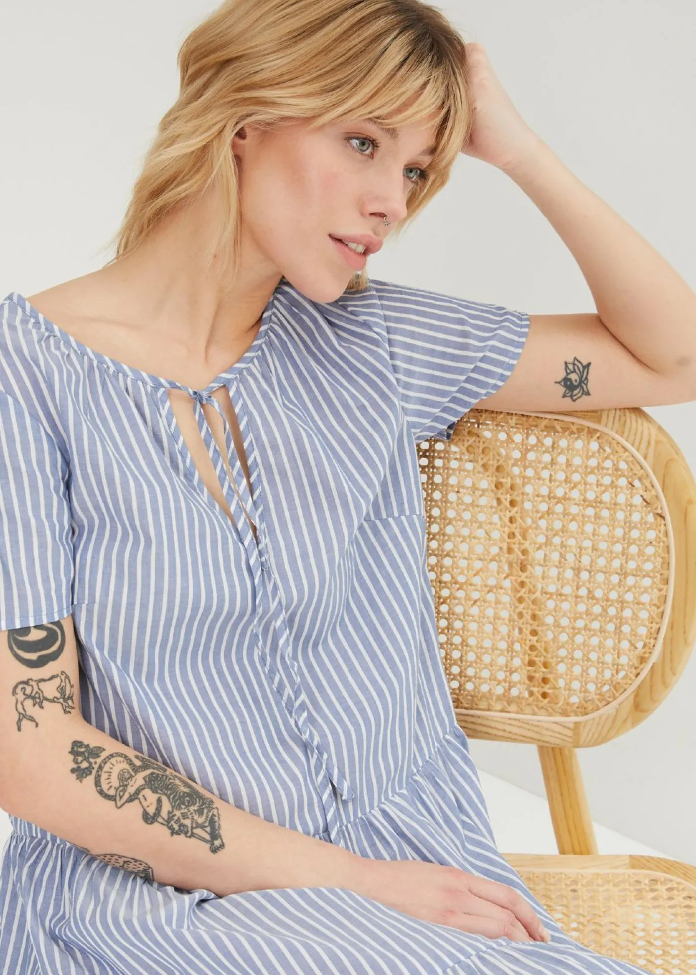 bonprix bonprix Vestido tipo túnica de algodón puro para verano índigo claro-blanco rayas verticales Online