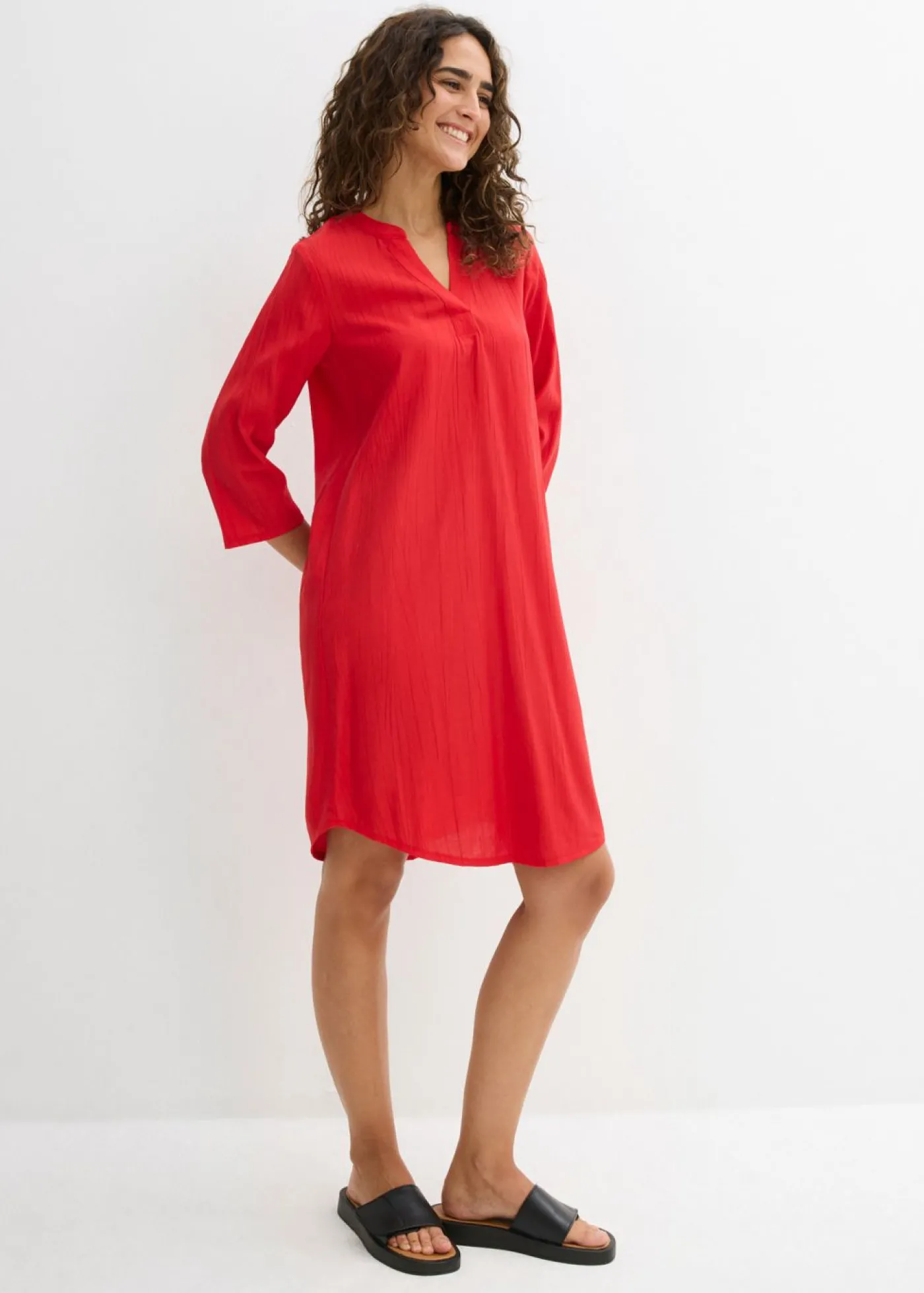 bonprix bonprix Vestido tipo túnica de mezcla de viscosa con efecto estructurado fresa Sale