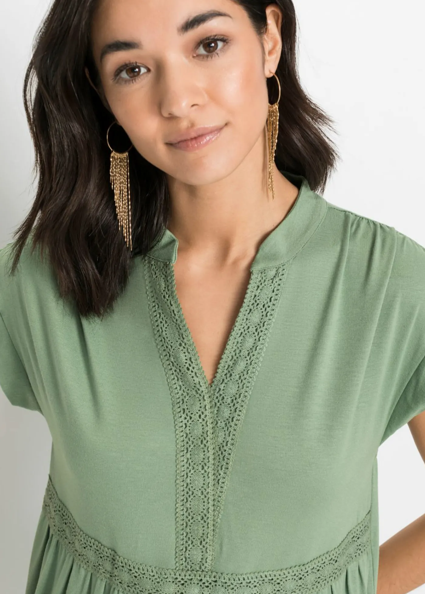 bonprix bonprix Vestido tipo túnica de mezcla de viscosa suave Verde pino Outlet