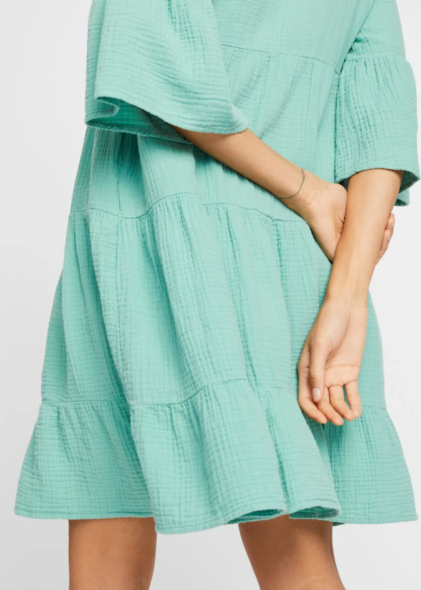 bonprix bonprix Vestido tipo túnica de muselina verde salvia Hot
