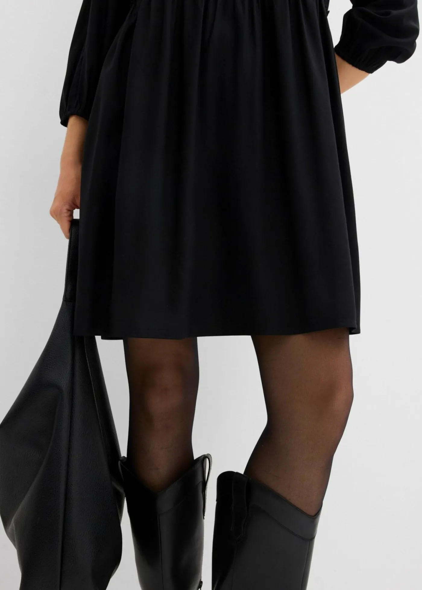 bonprix bonprix Vestido tipo túnica de viscosa fluida Negro Clearance
