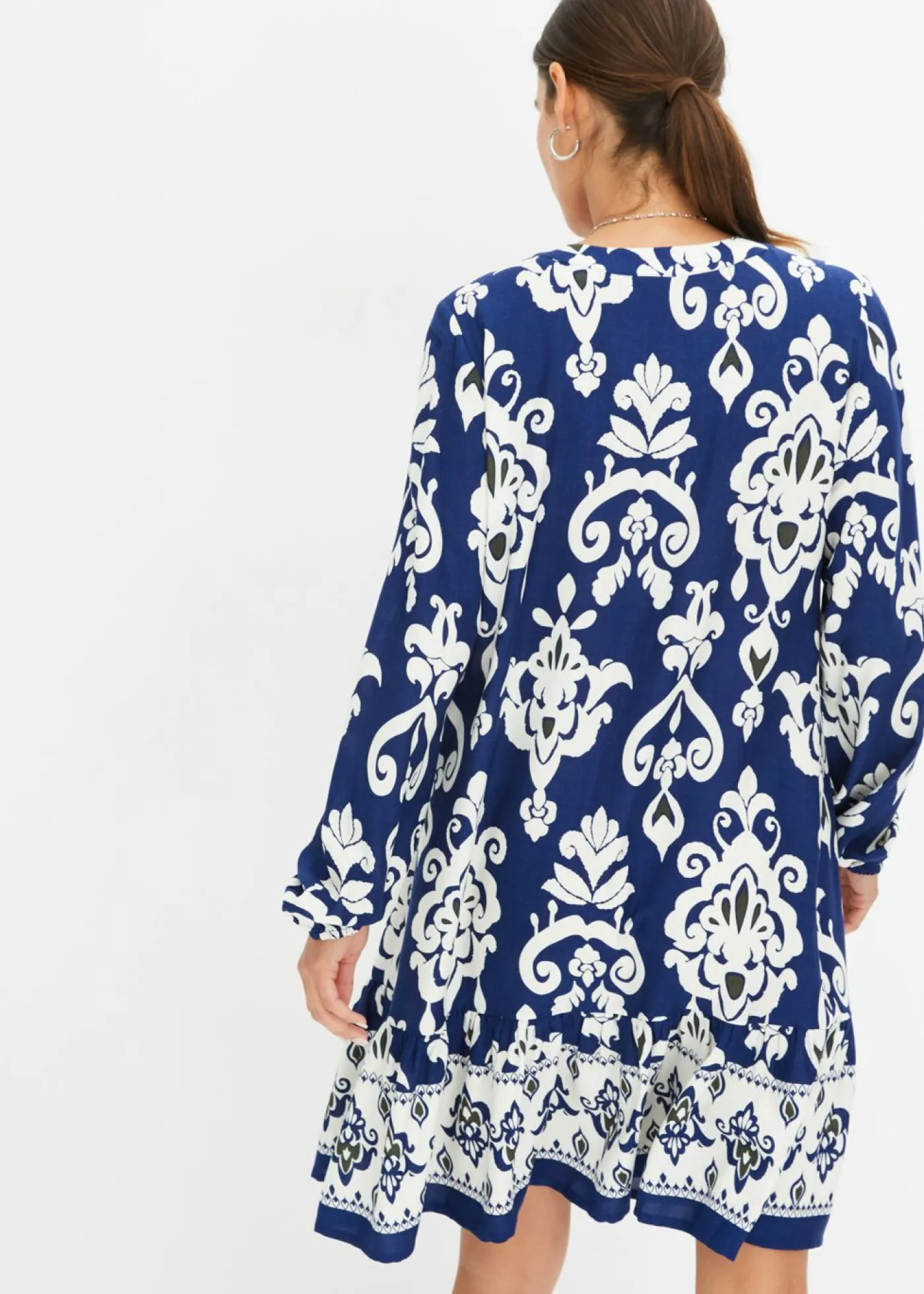 bonprix bonprix Vestido tipo túnica de viscosa fluida Azul oxford/blanco lana New