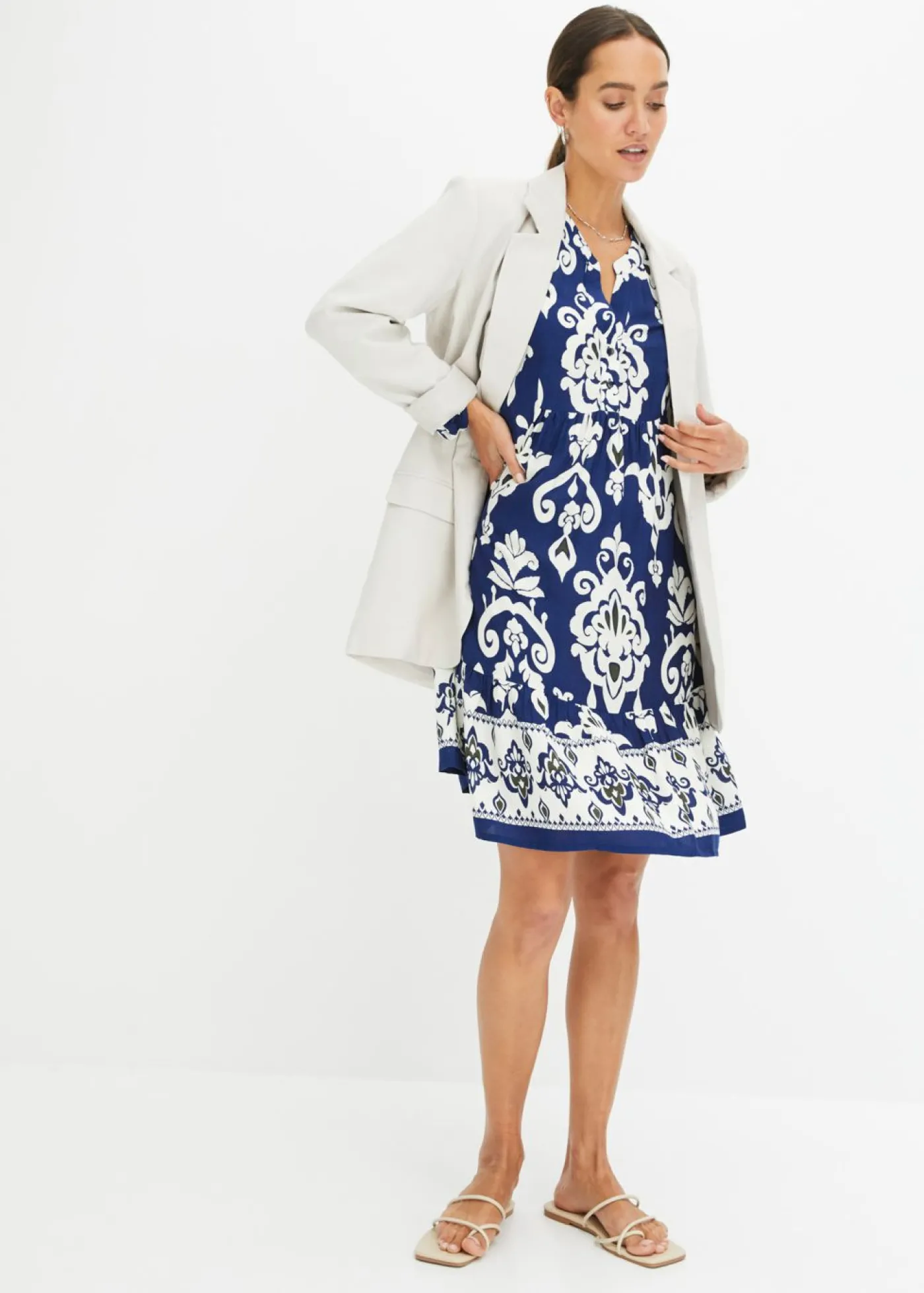 bonprix bonprix Vestido tipo túnica de viscosa fluida Azul oxford/blanco lana New