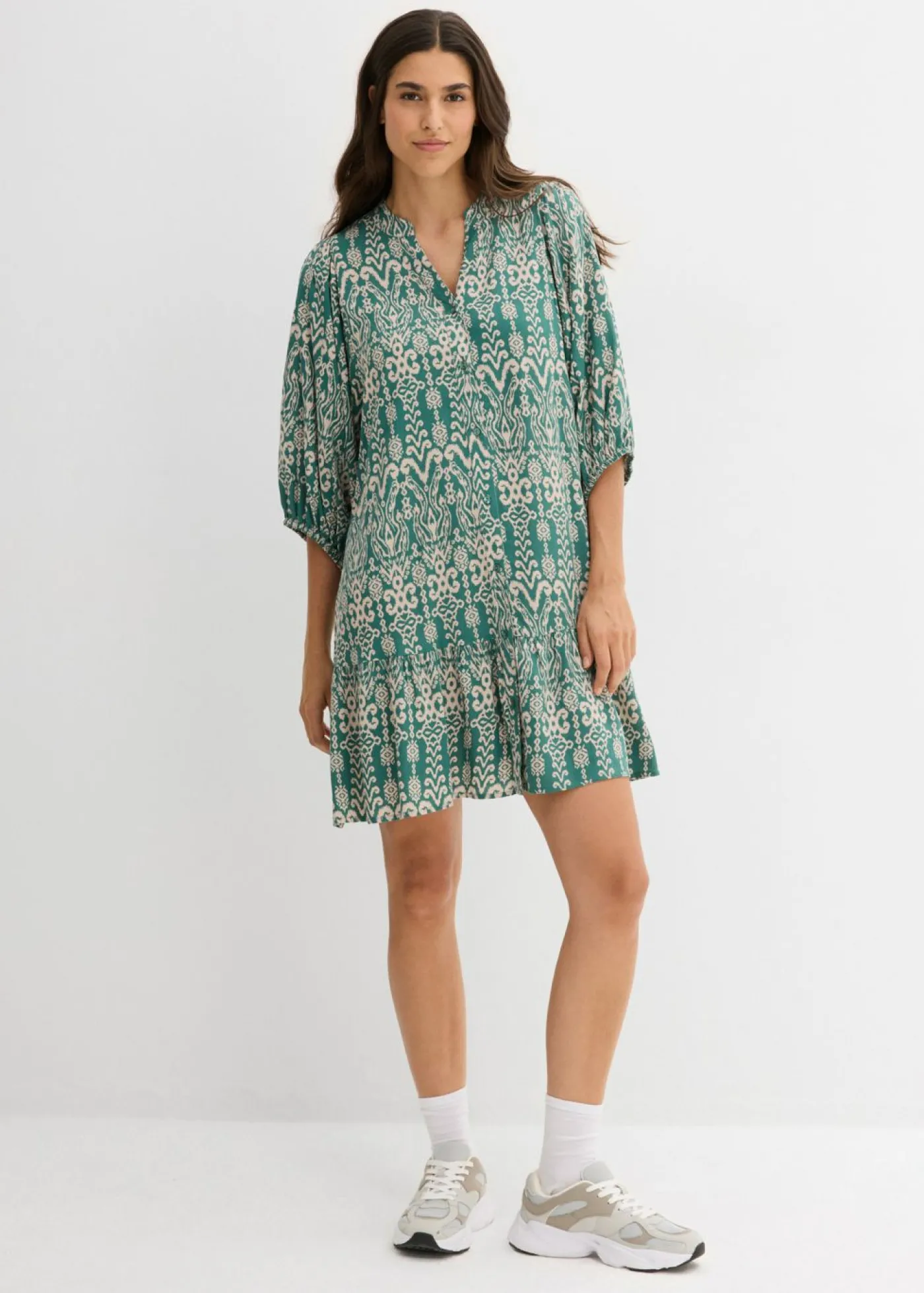 bonprix bonprix Vestido tipo túnica de viscosa suave verde-beige tiza Clearance