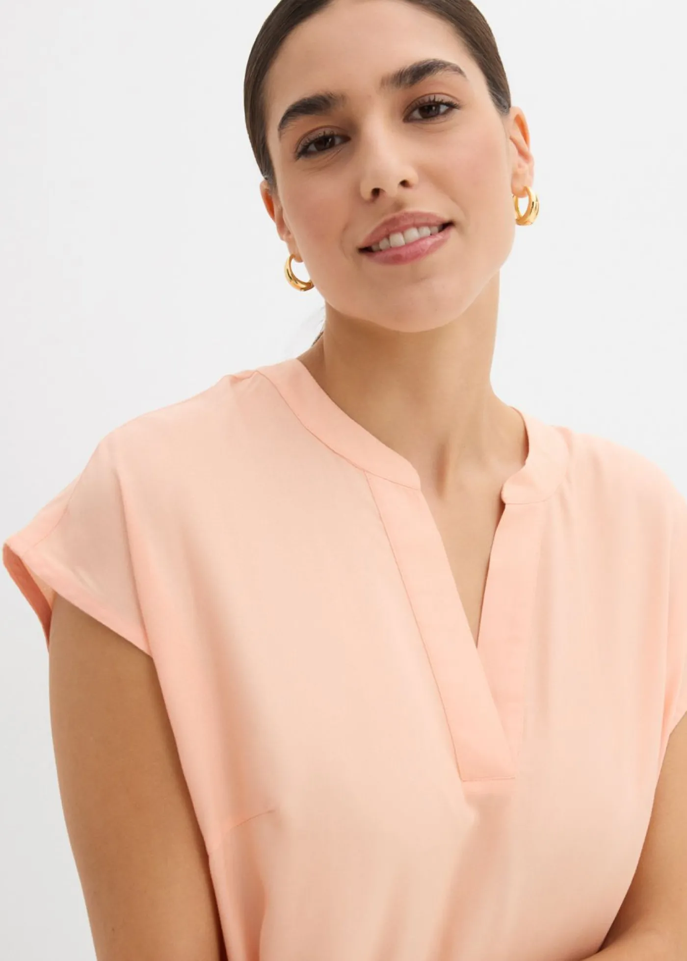 bonprix bonprix Vestido tipo túnica de viscosa fina Melocotón Clearance