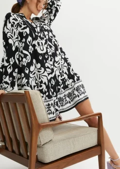 bonprix bonprix Vestido tipo túnica de viscosa fluida Negro-blanco con estampado gráfico Outlet