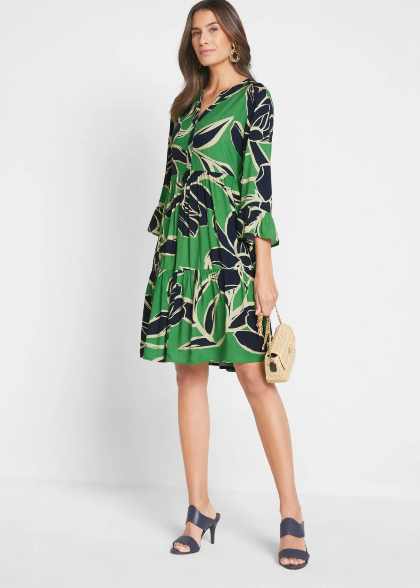 bonprix bonprix Vestido tipo túnica de viscosa fluida Verde ópalo/azul marino de flores Discount
