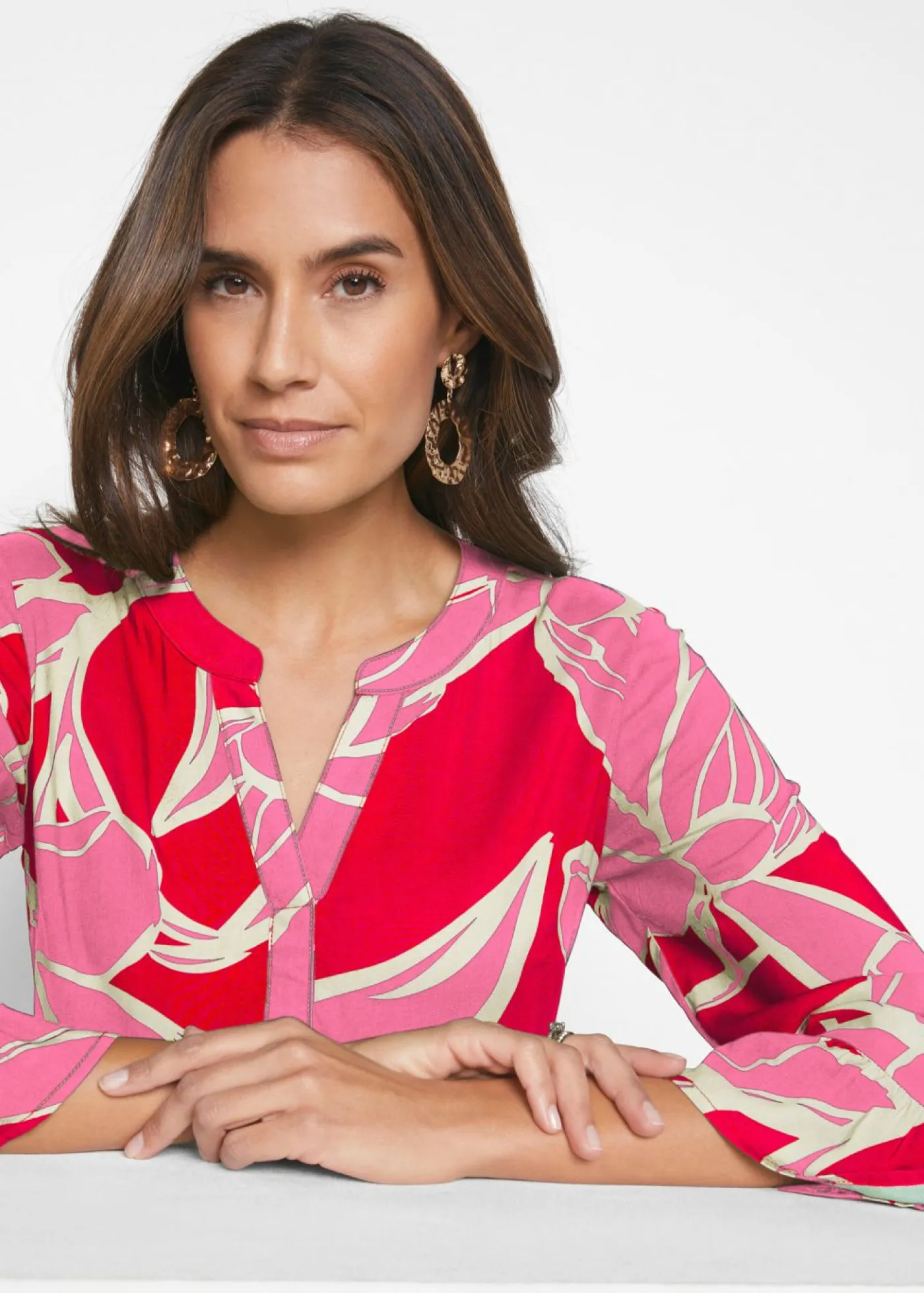 bonprix bonprix Vestido tipo túnica de viscosa fluida Amapola/rosa flamenco de flores Best
