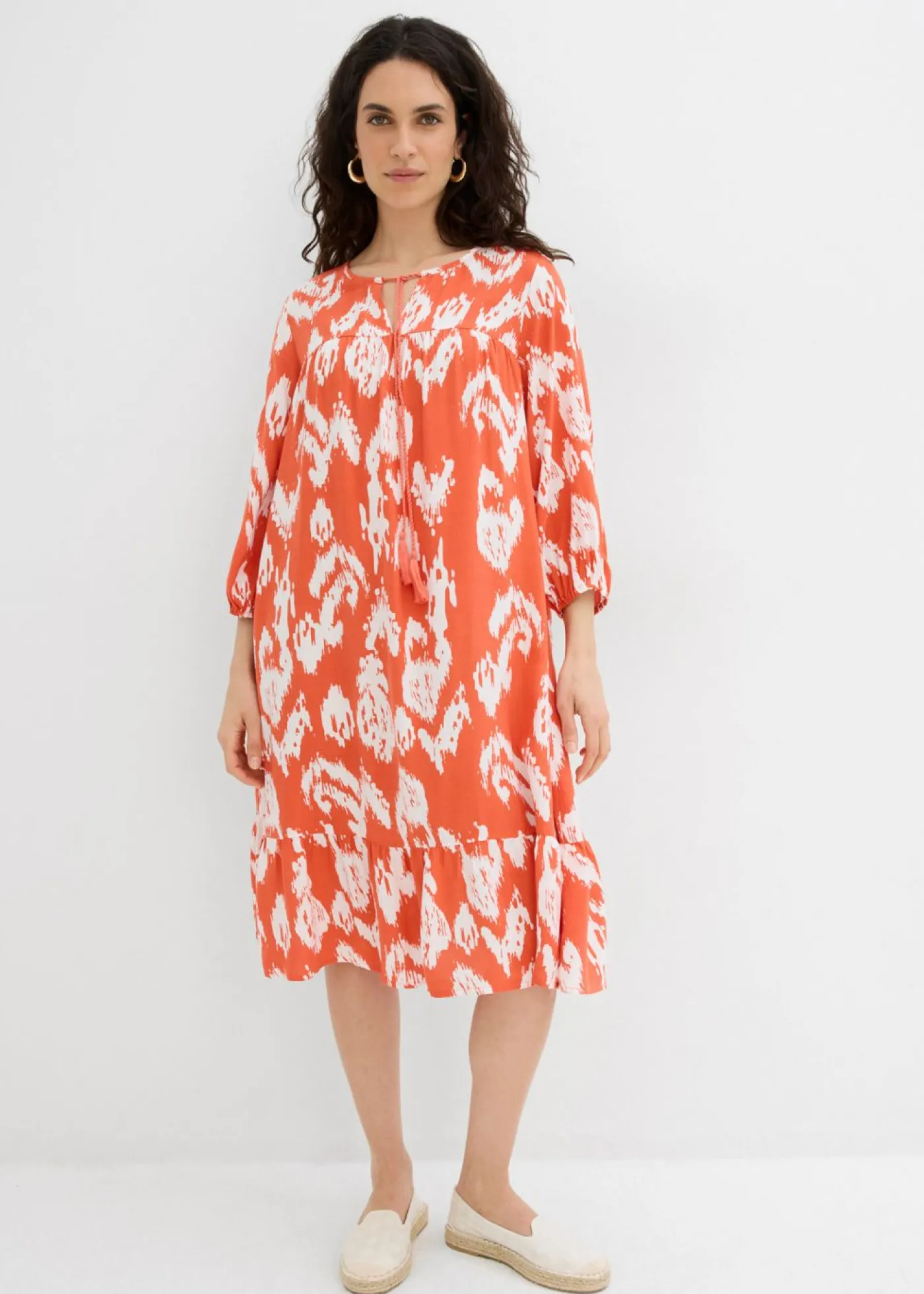 bonprix bonprix Vestido tipo túnica de viscosa pura Cayena/blanco lana estampado Sale