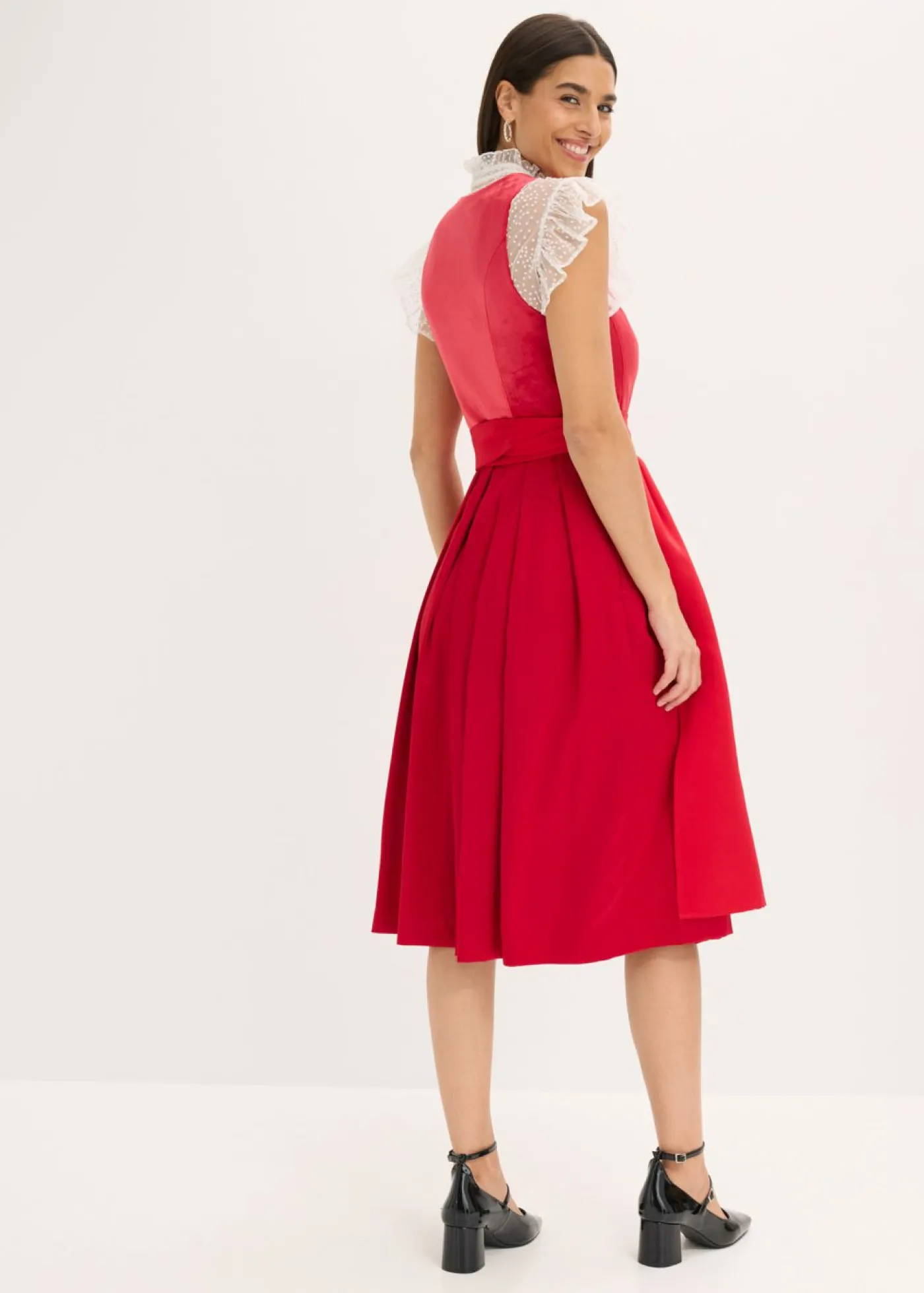 bonprix bonprix Vestido tirolés con terciopelo y largo midi (2 piezas) Rojo Discount