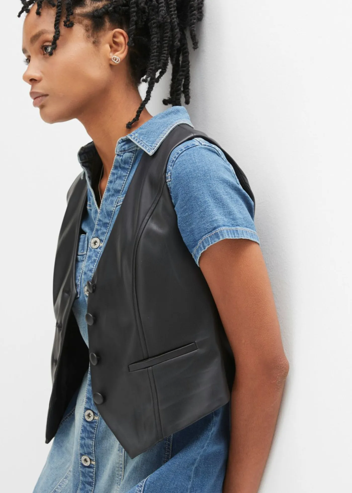 bonprix bonprix Vestido vaquero con botones y dobladillo abierto Azul vaquero Outlet