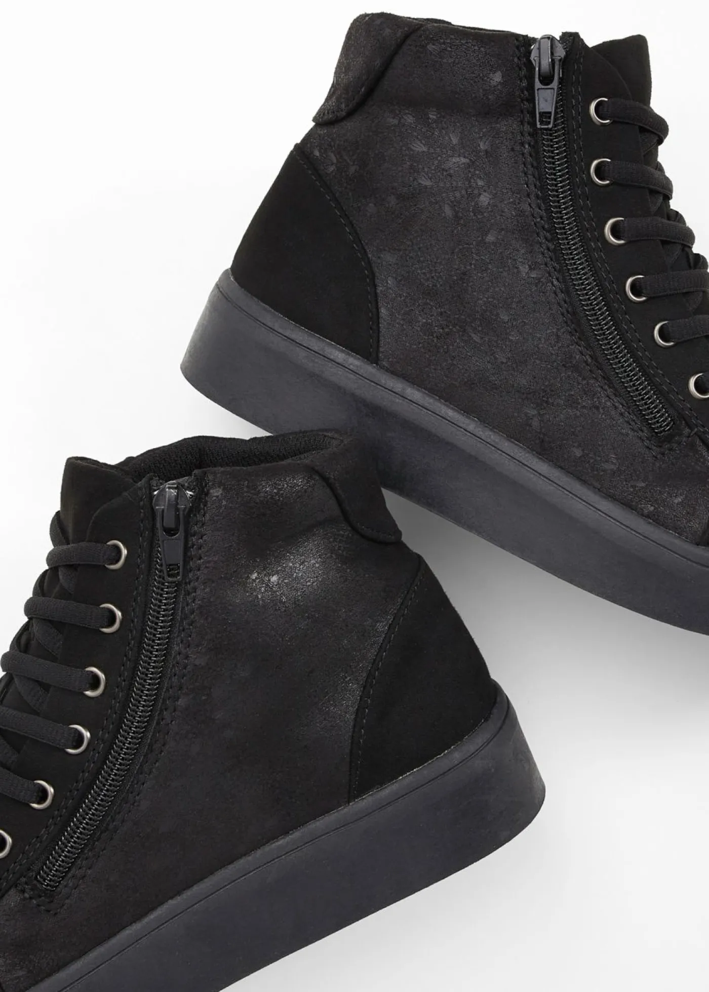 bonprix bonprix Zapatillas de caña alta con patrón floral Negro Best