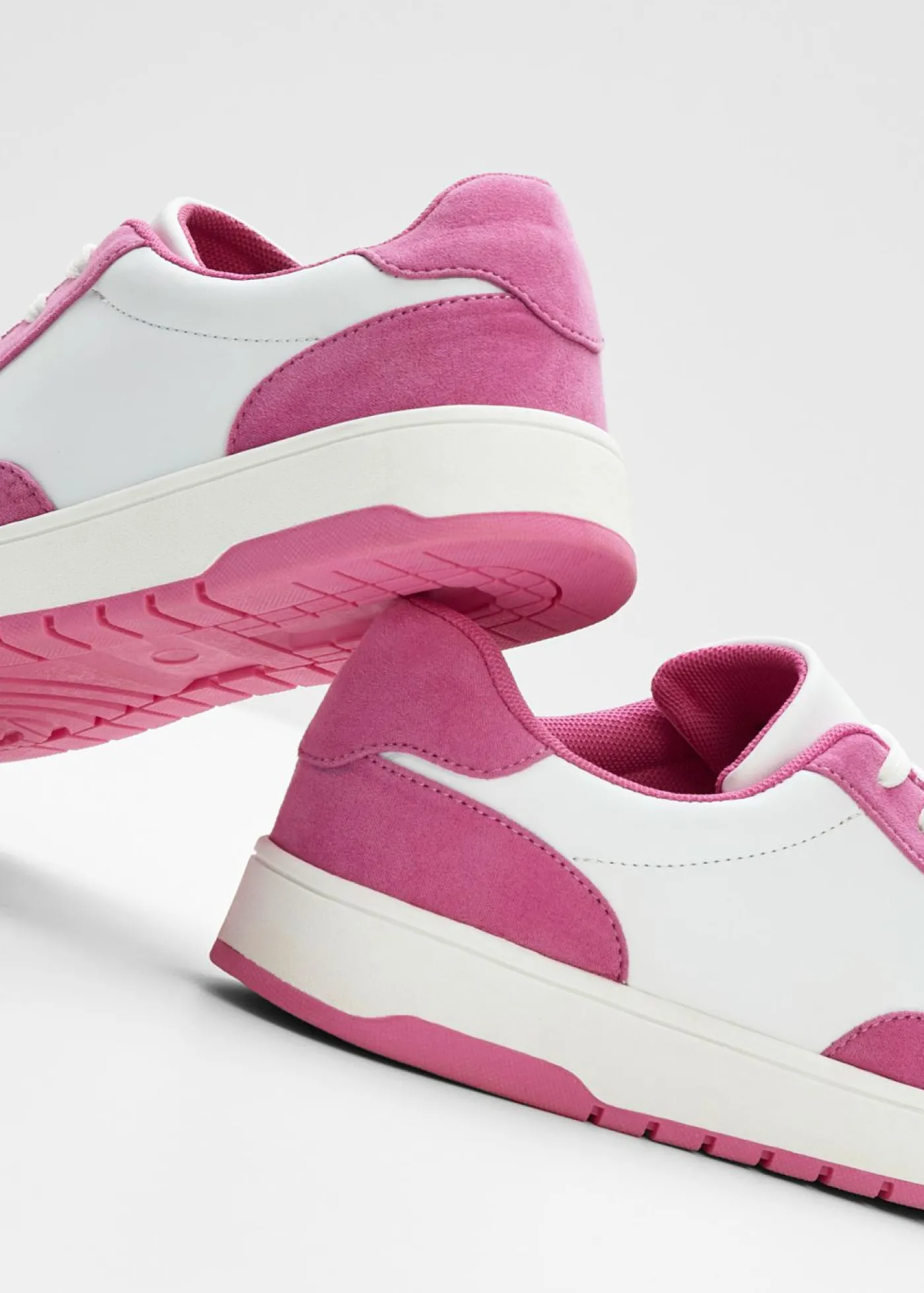 bonprix bonprix Zapatillas deportivas rosa orquídea/blanco Online