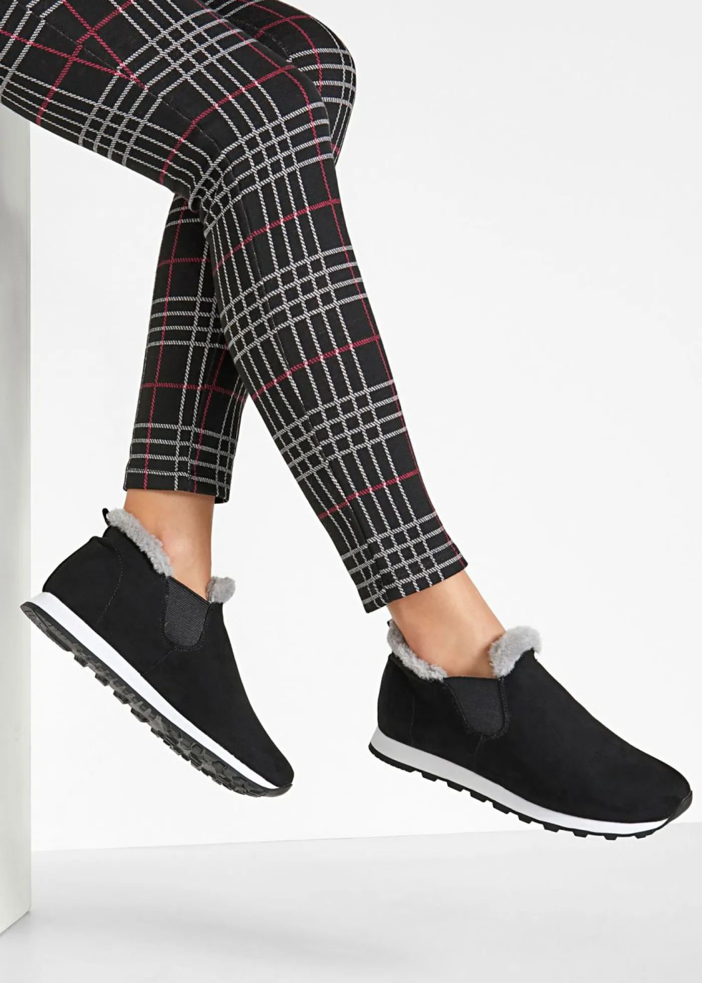 bonprix bonprix Zapatillas deportivas Negro Discount