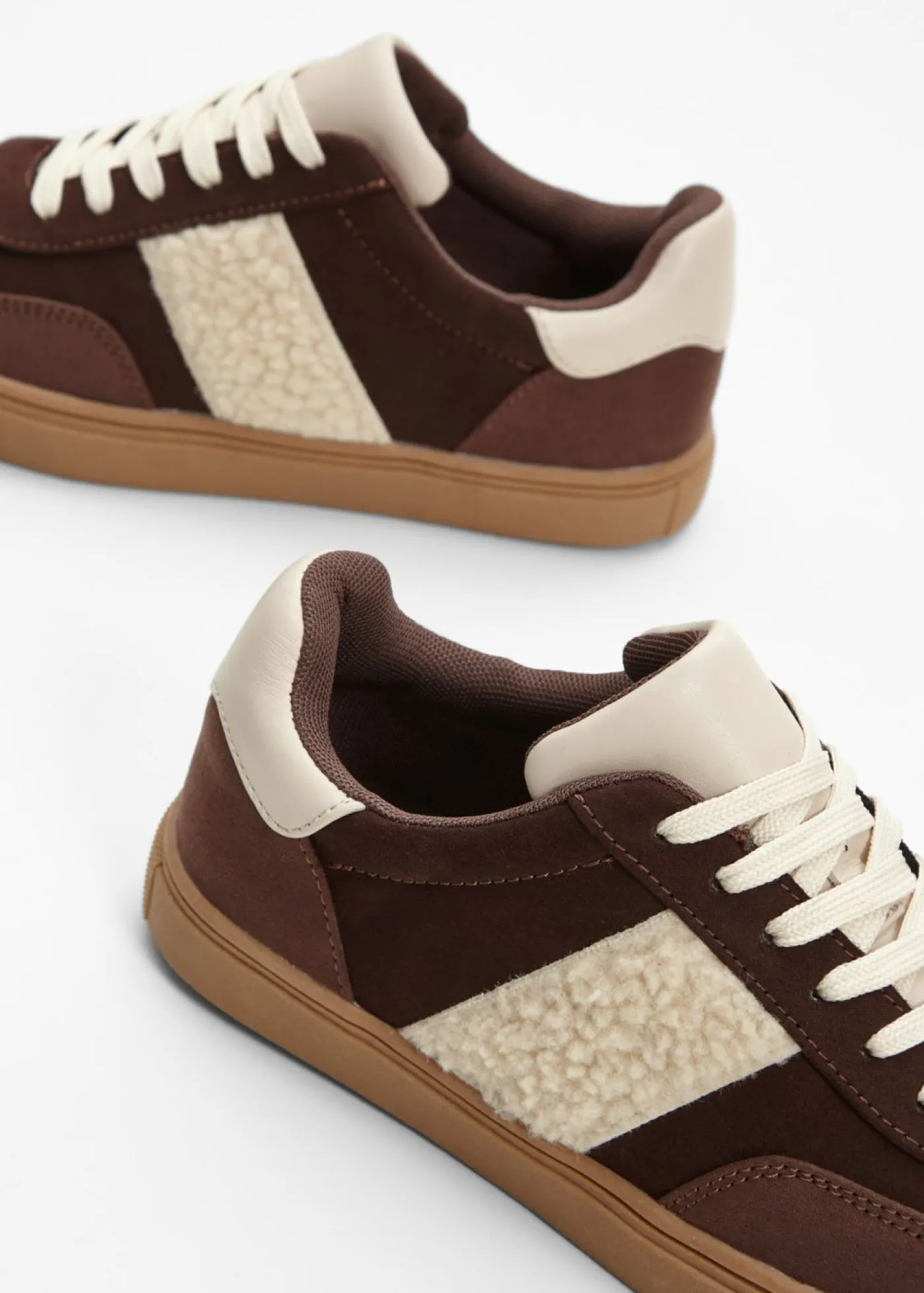 bonprix bonprix Zapatillas deportivas marrón oscuro-gris guijarro