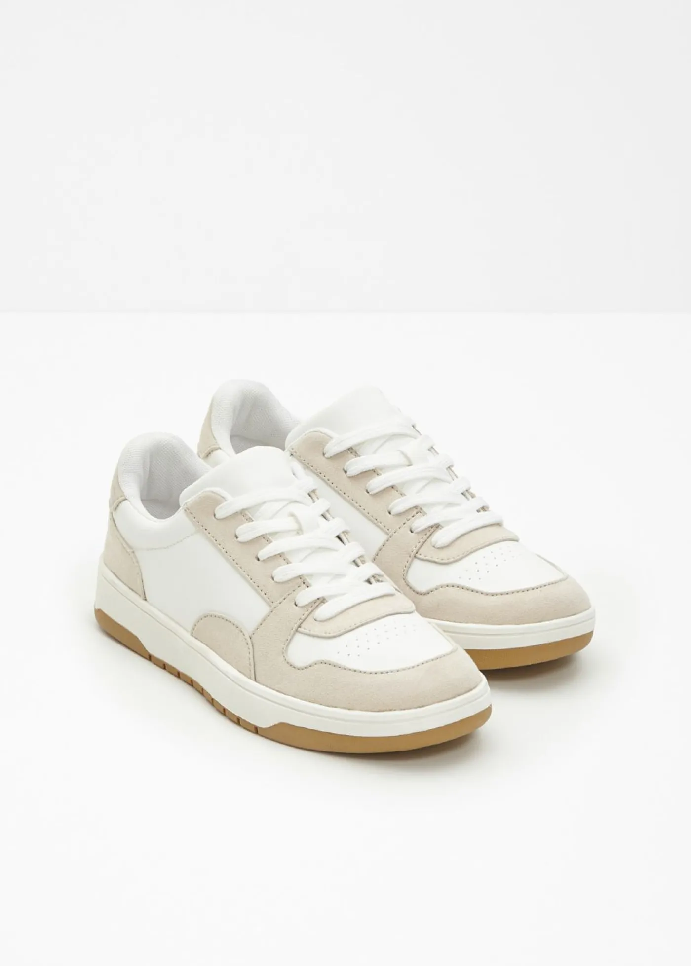 bonprix bonprix Zapatillas deportivas Arena claro/blanco Online