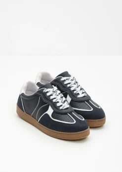 bonprix bonprix Zapatillas deportivas de estilo retro Azul marino Online