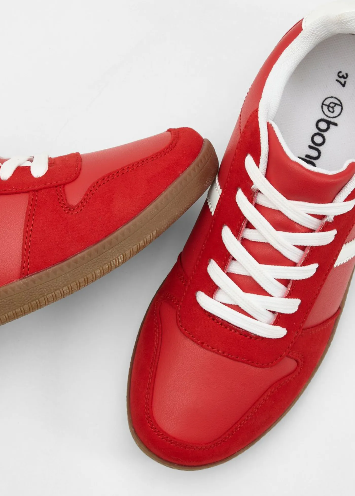 bonprix bonprix Zapatillas deportivas de estilo retro fresa Sale