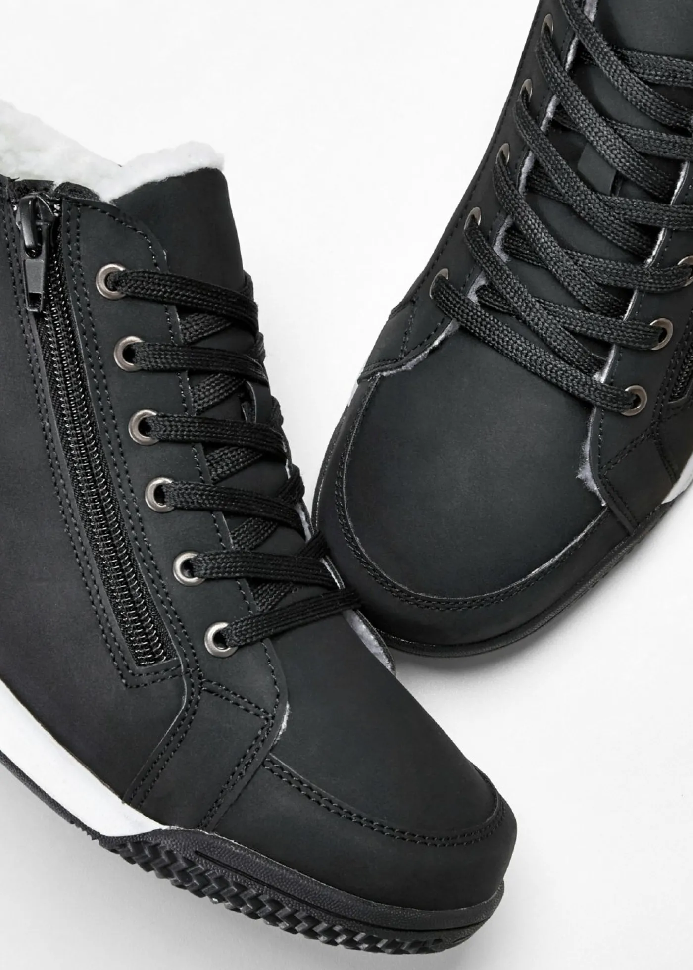 bonprix bonprix Zapatillas deportivas de caña alta con cremallera Negro New