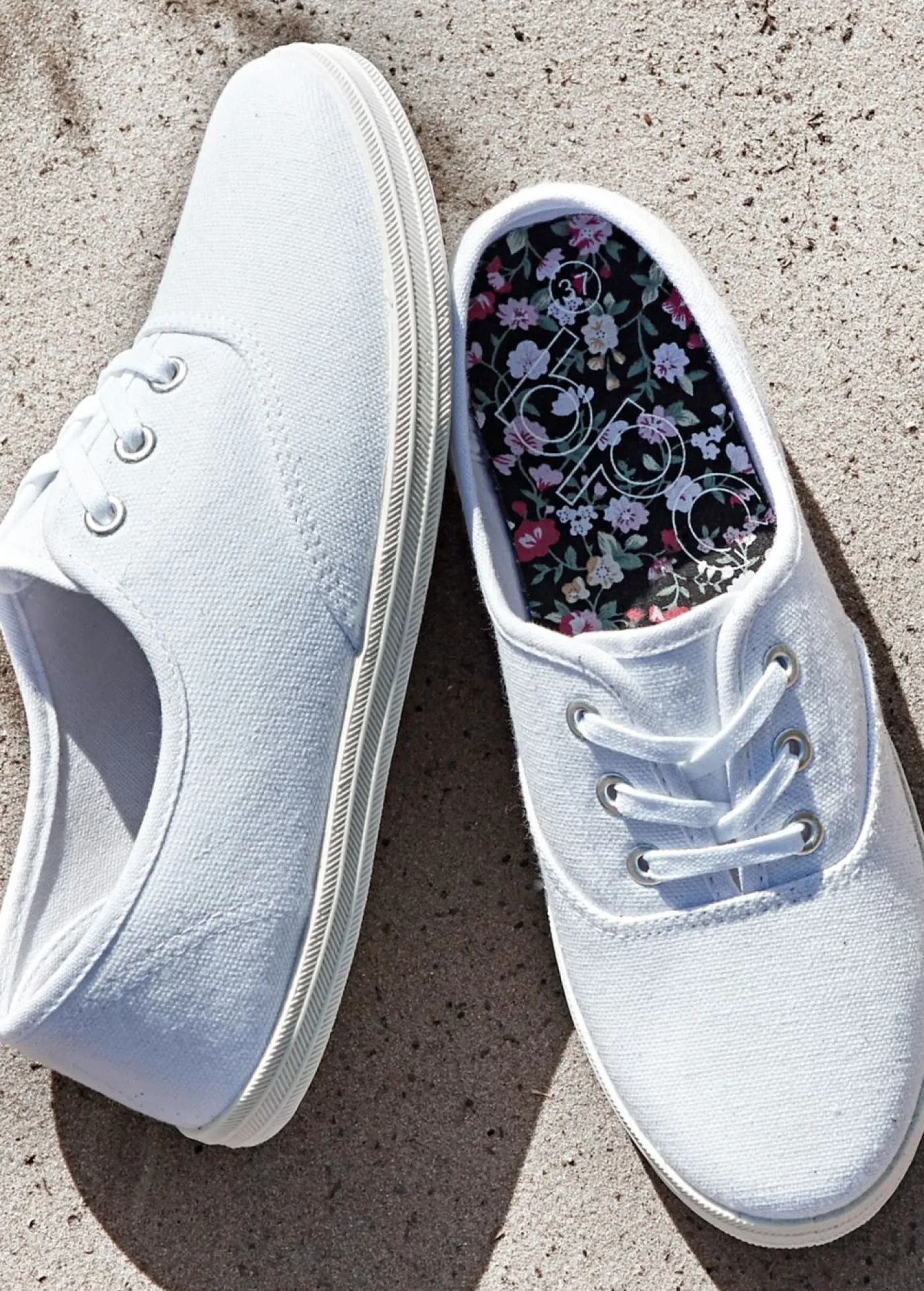 bonprix bonprix Zapatillas deportivas veraniegas Blanco Online
