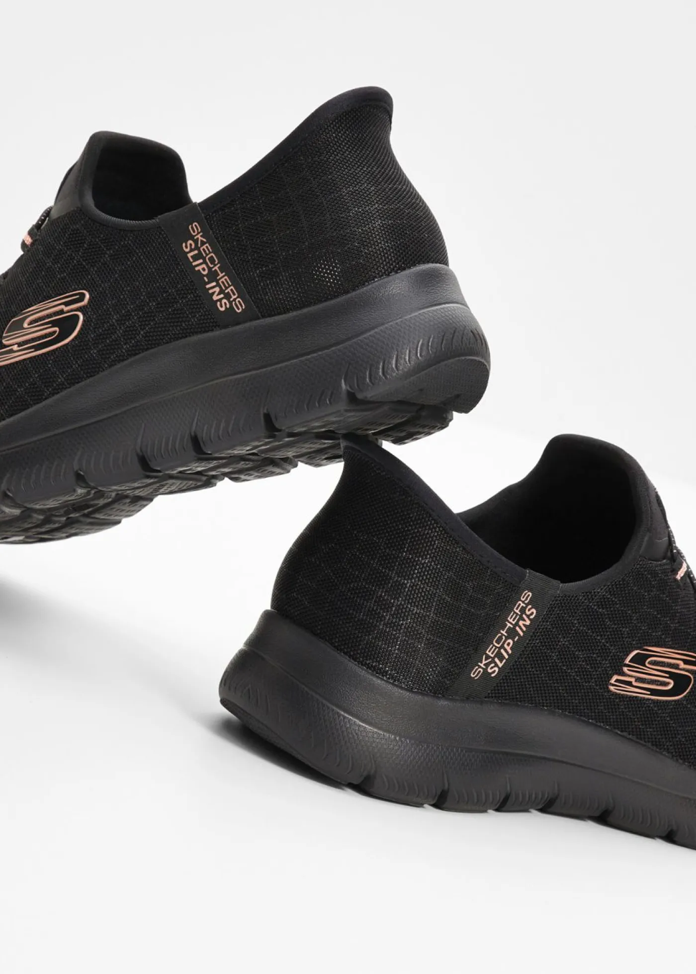 bonprix Skechers Zapatillas sin cordones de Skechers con espuma viscoelástica Negro-oro Online