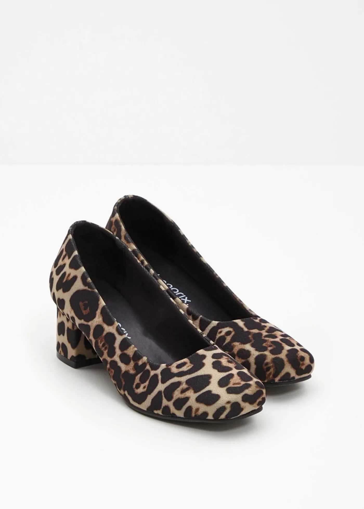bonprix bonprix Zapatos de salón con aspecto animal estampado leo beige Clearance