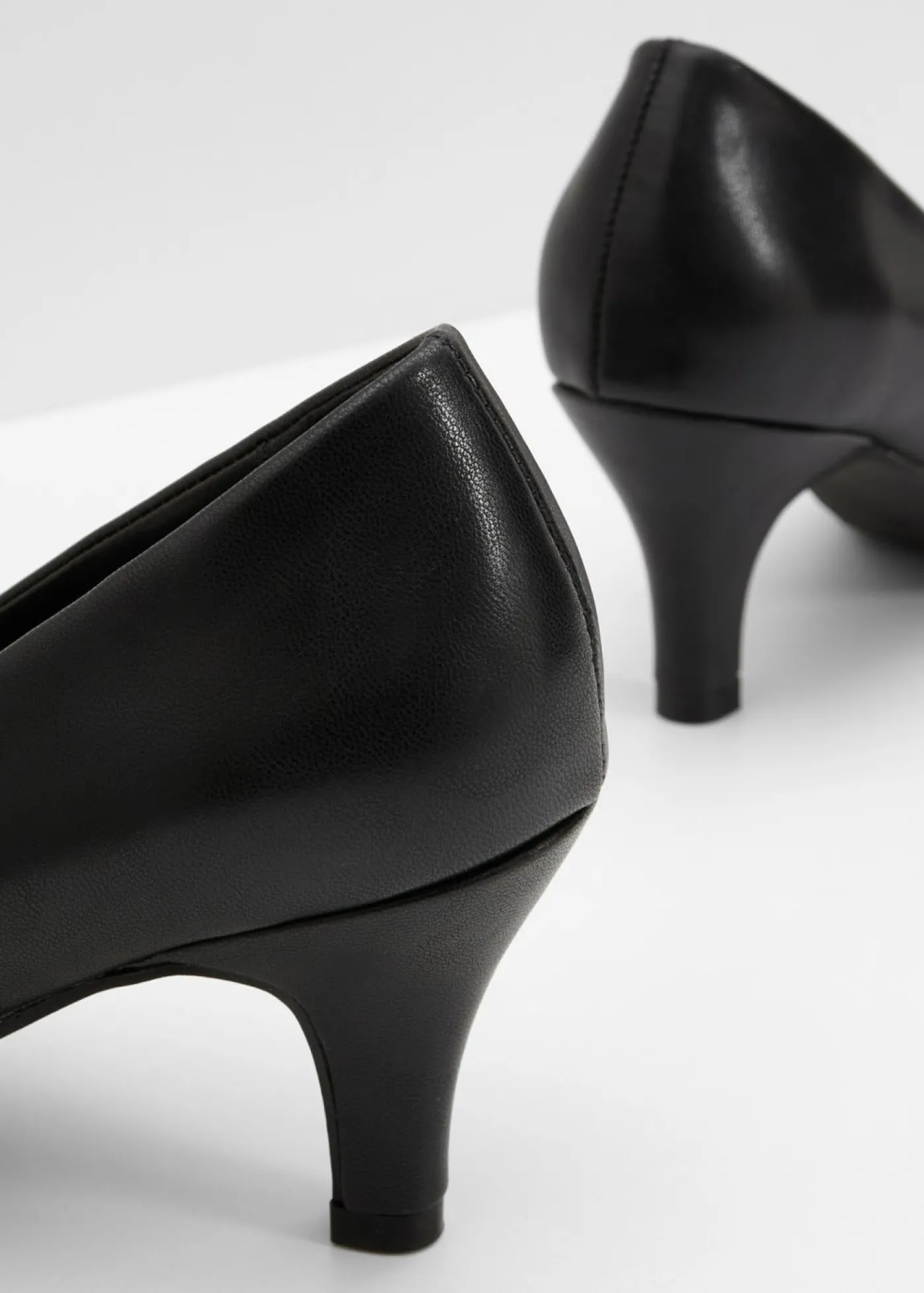 bonprix bonprix Zapatos de tacón Negro