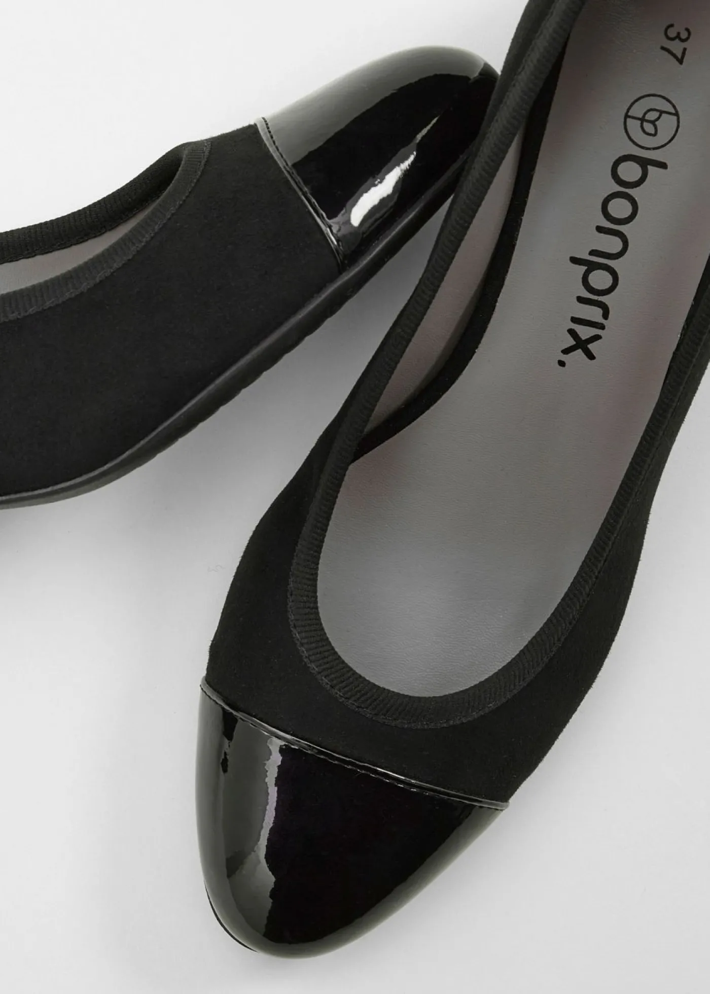 bonprix bonprix Zapatos de tacón con tacón ancho Negro Online